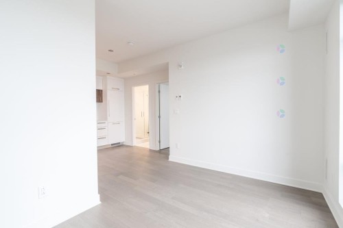 Living Room - 2409-628 Rue St-Jacques, Montréal (Ville-Marie), QC - Indoor Photo Showing Other Room