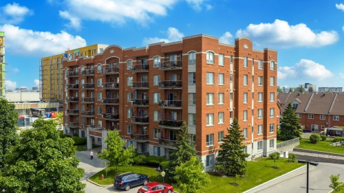 303-280 Boul. Hymus  Pointe-Claire, QC H9R 6B6