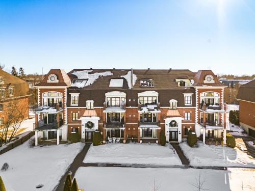 202-1592 Av. Bourgogne  Chambly, QC J3L 1Y7