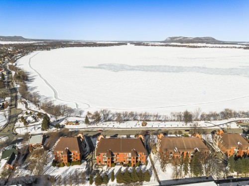 Extérieur - 202-1592 Av. Bourgogne, Chambly, QC - Outdoor With View