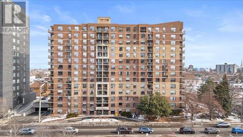 1403 - 215 PARKDALE AVENUE  Ottawa, ON K1Y 4T8