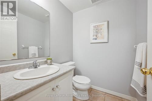 2 - 66 Rodgers Road, Guelph (Kortright West), ON - Indoor Photo Showing Bathroom