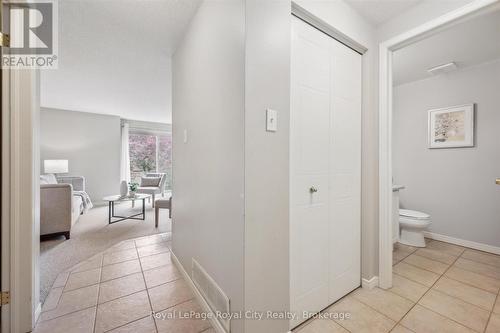 2 - 66 Rodgers Road, Guelph (Kortright West), ON - Indoor