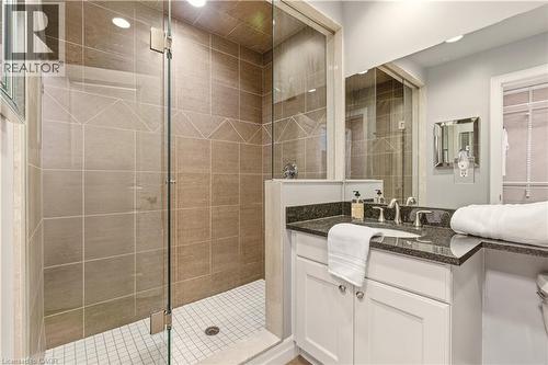 360 Pearl Street Unit# 804, Burlington, ON - Indoor Photo Showing Bathroom