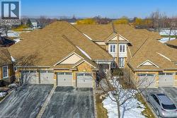 4138 STONEBRIDGE Crescent  Burlington, ON L7M 4N3