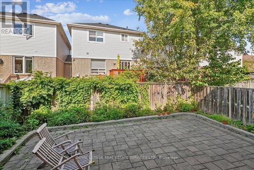 2400 Bankside Drive, Mississauga, ON - Outdoor