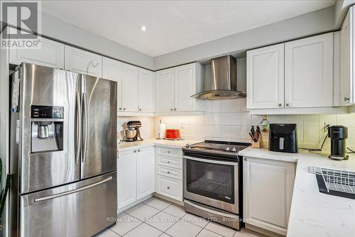 2400 Bankside Drive, Mississauga, ON - Indoor Photo Showing Kitchen With Stainless Steel Kitchen