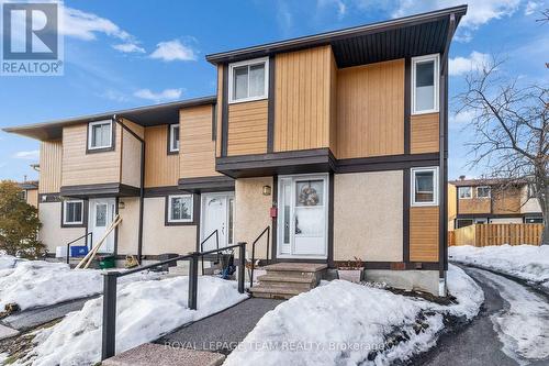 61 - 3344 UPLANDS DRIVE  Ottawa, ON K1V 9R9