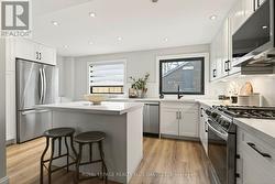 381 ELIZABETH STREET Grimsby, ON L3M 3K6