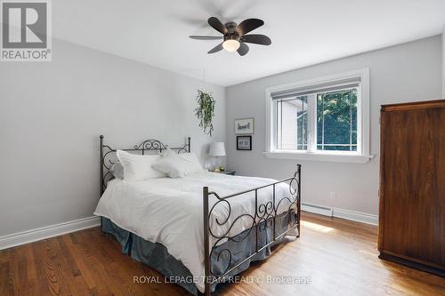 1939 Wembley Avenue, Ottawa, ON - Indoor Photo Showing Bedroom