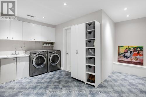 1939 Wembley Avenue, Ottawa, ON - Indoor Photo Showing Laundry Room