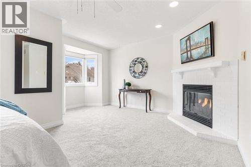 5480 Glen Erin Drive Unit# 94, Mississauga, ON - Indoor With Fireplace