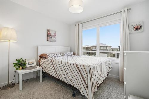 119 Berry Hill Road, Winnipeg, MB - Indoor Photo Showing Bedroom