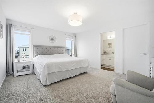 119 Berry Hill Road, Winnipeg, MB - Indoor Photo Showing Bedroom