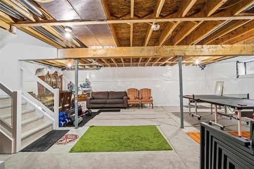 119 Berry Hill Road, Winnipeg, MB - Indoor Photo Showing Basement