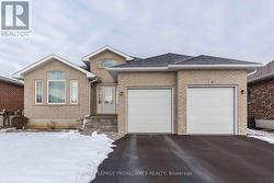 8 CREWS CRESCENT  Quinte West (Murray Ward), ON K8V 0G3