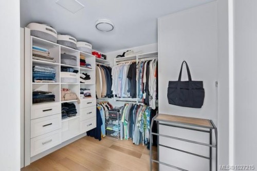 903 Greystone Pl, Langford, BC 