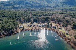 9854 Stin-Qua Rd  Honeymoon Bay, BC V0R 1Y0