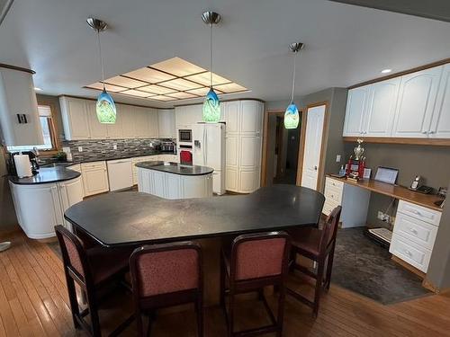 92 Edgewater Drive, Dryden, ON - Indoor Photo Showing Dining Room