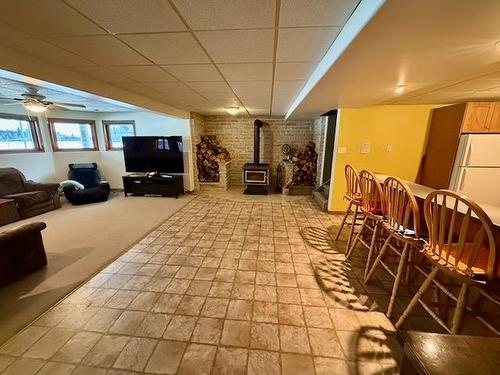 92 Edgewater Drive, Dryden, ON - Indoor Photo Showing Other Room