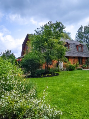 102 Ch. de la Sablière  Mont-Tremblant, QC J8E 1N6