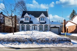 18 Rue Timberlea-Trail  Kirkland, QC H9J 2X9