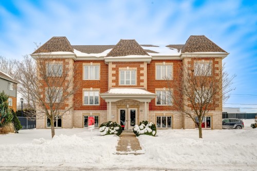 101-335 Rue Paul-Laplante  Saint-Jean-Sur-Richelieu, QC J2W 3B6