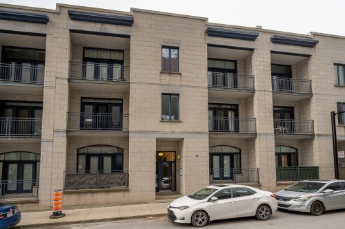 Front of Structure - 3-1060 Rue Ste-Élisabeth, Montréal (Ville-Marie), QC - Outdoor With Facade