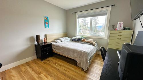 709 22Nd Avenue, Cranbrook, BC - Indoor Photo Showing Bedroom