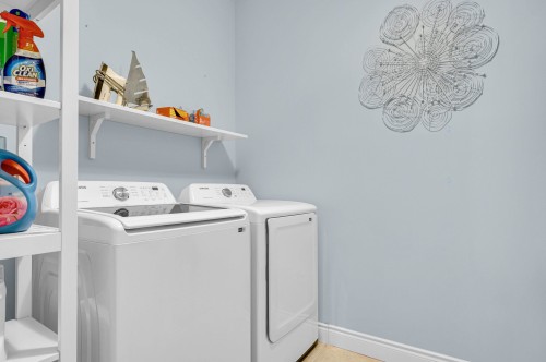 Salle de lavage - 661 Ch. St-Germain, Prévost, QC - Indoor Photo Showing Laundry Room