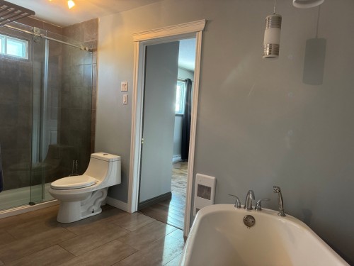 Salle de bains - 1214 Ch. Robert'S, Rouyn-Noranda, QC - Indoor Photo Showing Bathroom