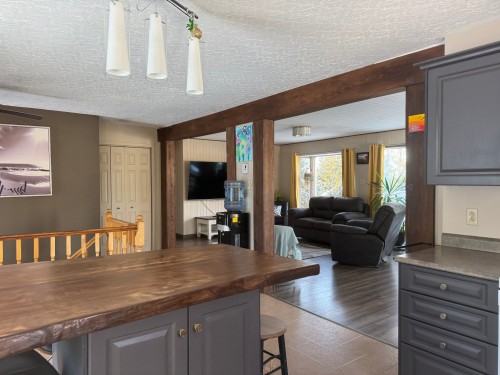 Cuisine - 1214 Ch. Robert'S, Rouyn-Noranda, QC - Indoor Photo Showing Living Room