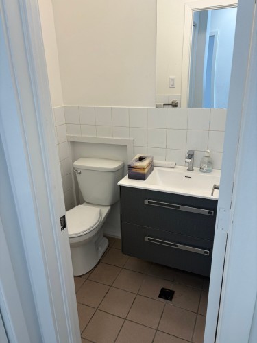 Powder room - 412-830 Boul. Ford, Châteauguay, QC - Indoor Photo Showing Bathroom