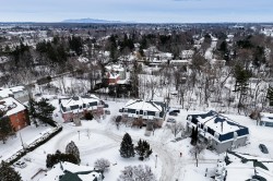 78 Rue Gaby-Bernier  Chambly, QC J3L 6G9