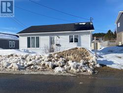 77 St Clare Avenue  Stephenville, NL A2N 1P4