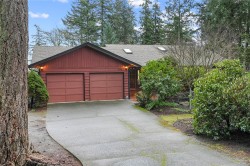 9343 Carnoustie Cres  North Saanich, BC V8L 5G7