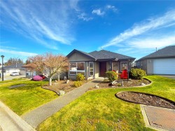 586 Hampstead St  Parksville, BC V9P 2T7