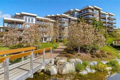 204-741 Travino Lane  Saanich, BC V8Z 0G3