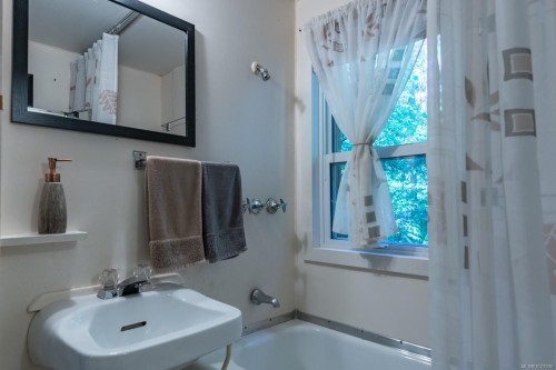 Lt 20&21 Gold River Hwy, Campbell River, BC 