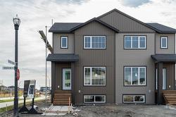 64 Perseus WAY  Winnipeg, MB R2V 5G8