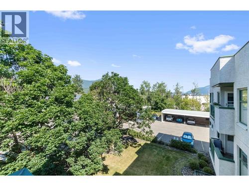 851 5 Avenue Sw Unit# 303, Salmon Arm, BC - Outdoor