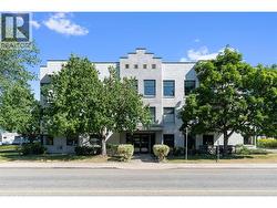 851 5 Avenue SW Unit# 303 Salmon Arm, BC V1E 1K2