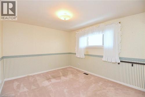 4 Bermuda Court, Hamilton, ON - Indoor Photo Showing Other Room