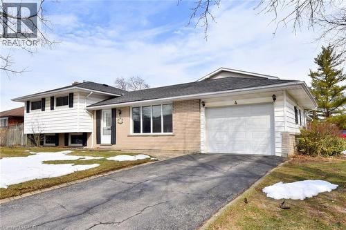 4 Bermuda Court, Hamilton, ON - Outdoor