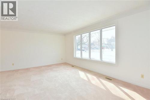 4 Bermuda Court, Hamilton, ON - Indoor Photo Showing Other Room