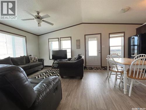 701 Pebble Drive, Webb Rm No. 138, SK - Indoor Photo Showing Living Room