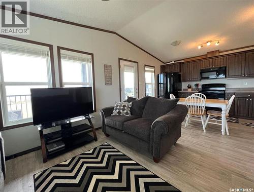 701 Pebble Drive, Webb Rm No. 138, SK - Indoor Photo Showing Living Room