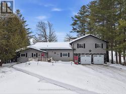 1150 MOORE LAKE ESTATES ROAD  Minden Hills (Lutterworth), ON K0M 2L1