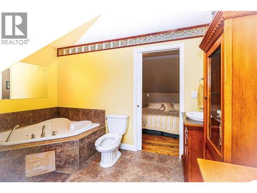 114 Skye Blue Loop, Princeton, BC - Indoor Photo Showing Bathroom