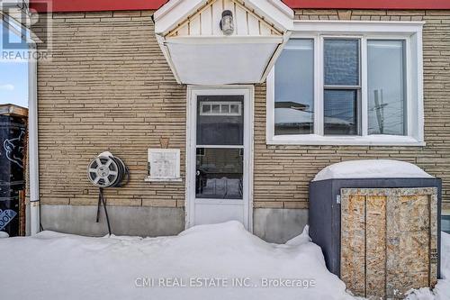 68 Queen Street S, Thorold, ON - Outdoor With Exterior